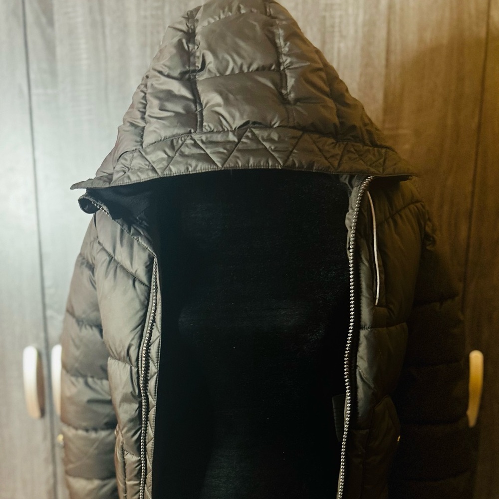 Michael Kors Big Boys Black Puffer Jacket (Gently used & Great Condition)